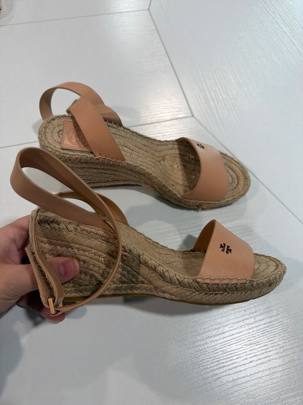 Tory Burch Leather Wedge Espadrilles Tan Size 6.5